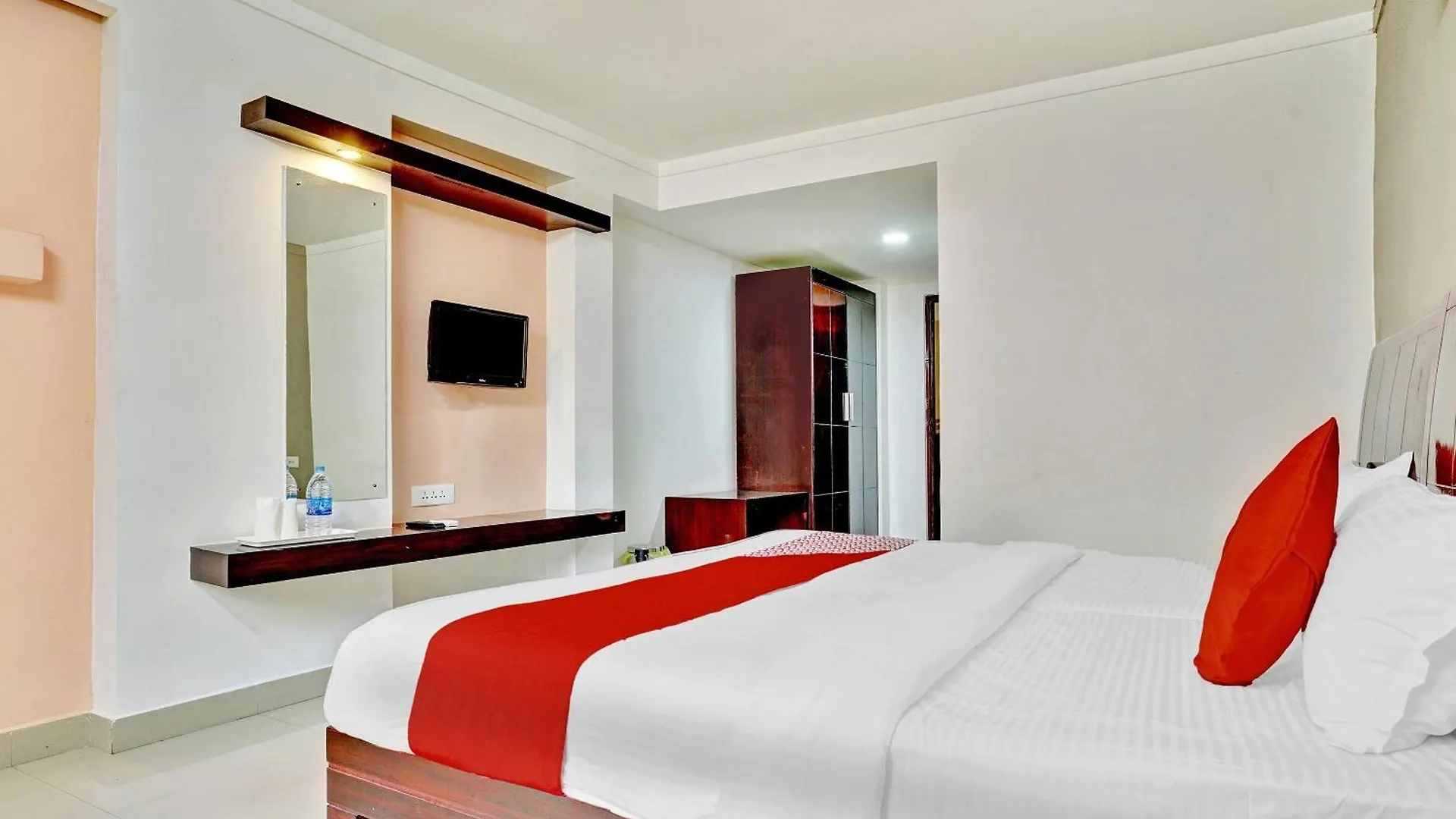 Hotel O Aec Residency Mararikulam