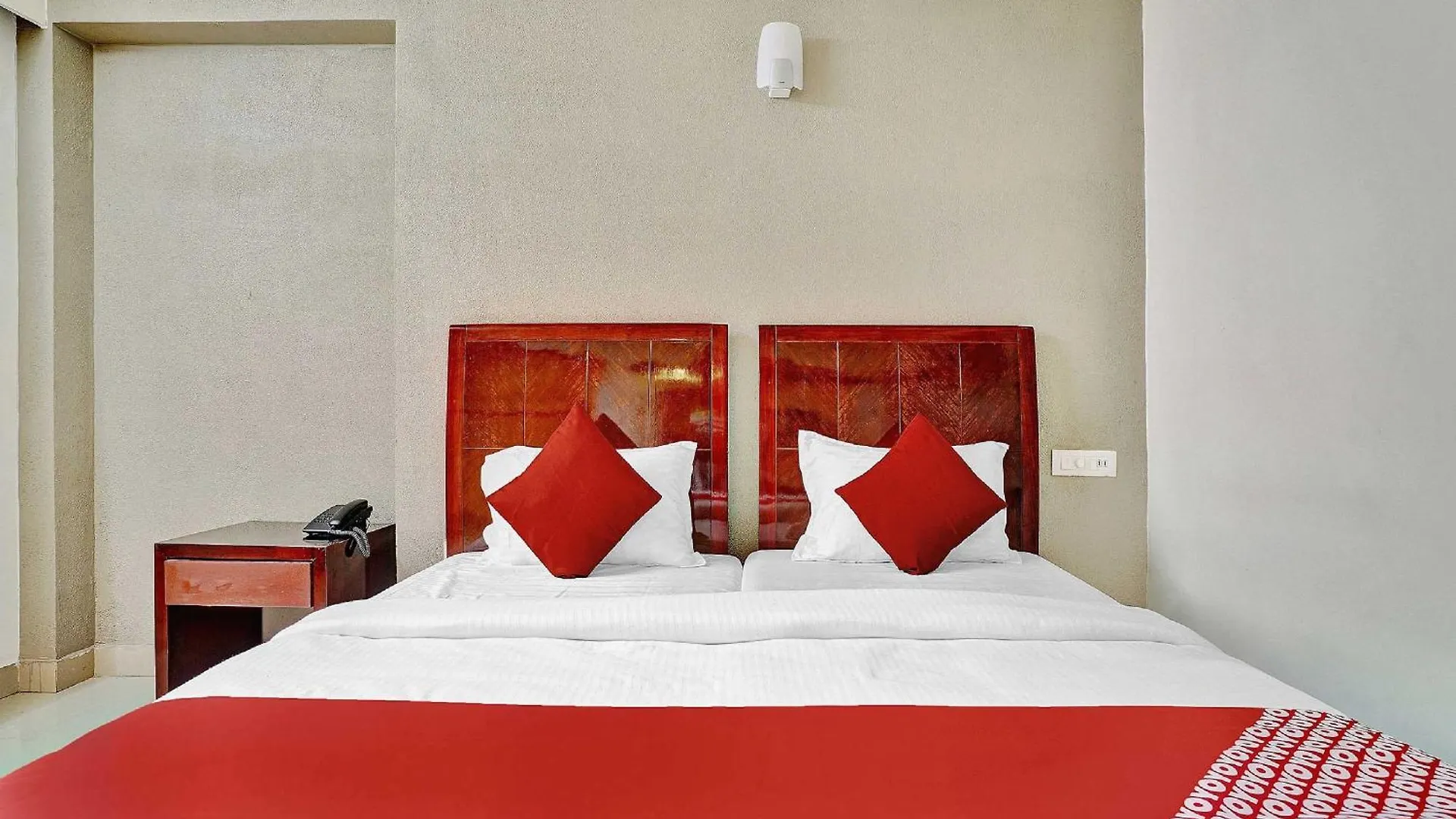 Hotel O Aec Residency Mararikulam